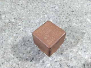 реле (прочие) Renault Scenic 3 поколение (2009 - 2012), 7700810929