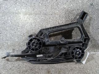 крепление фары правой Skoda Octavia 2 поколение (A5) (2004 - 2009)