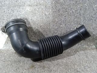 патрубок воздушного фильтра Toyota Yaris XP9 [рестайлинг] (2009 - 2012), 1.4 л., D-4D, дизель, 17881-33070