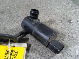 насос (моторчик) омывателя стекла Toyota Yaris XP9 [рестайлинг] (2009 - 2012), 85330-0D050