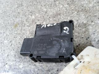 моторчик заслонки печки Audi A6 4F/C6 (2004 - 2008), 0132801359, 4F0820511A