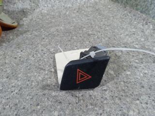 кнопка аварийной сигнализации Toyota Yaris XP9 [рестайлинг] (2009 - 2012), 84332-0D020