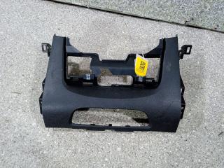 Декоративная накладка центральной консоли Renault Scenic 3 поколение (2009 - 2012), 681040001R