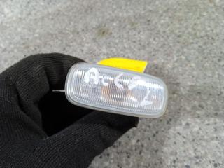 повторитель поворота на крыле левый Audi A6 4B/C5 (1997 - 2001)