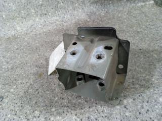 кронштейн переднего бампера Nissan Primera P12 (2001 - 2008), 62211AU300