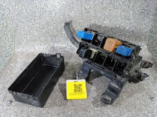 блок реле Nissan Primera P12 (2001 - 2008), 1.8 л., бензин