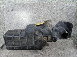 корпус воздушного фильтра Mitsubishi Carisma 1 поколение [рестайлинг] (1999 - 2004), 1.9 л., DCi, дизель, MR552664