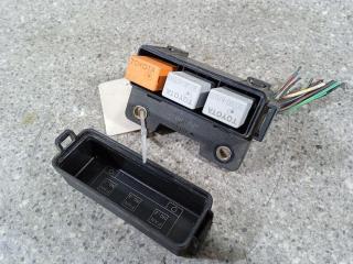 блок предохранителей Toyota Corolla 9 поколение (E120/E130) (2000 - 2004), 2.0 л., D-4D, дизель, МКПП
