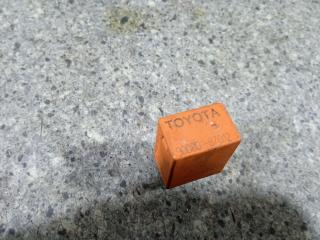 реле (прочие) Toyota Avensis 2 поколение (T250) [рестайлинг] (2006 - 2009), 2.2 л., D-4D, дизель, 90080-87012