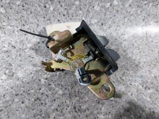 замок багажника Toyota Avensis 1 поколение (T220) [рестайлинг] (2000 - 2003), седан