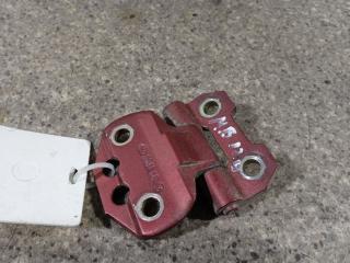 петля двери Mercedes-Benz E-Класс W124 [рестайлинг] (1987 - 1993), седан