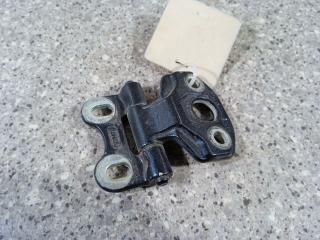 петля двери Mercedes-Benz E-Класс W210/S210 (1995 - 1999)