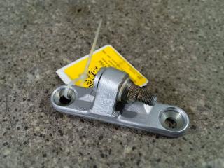 петля двери Mercedes-Benz C-Класс W203/S203/CL203 [рестайлинг] (2004 - 2008)