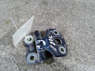 петля двери Mercedes-Benz C-Класс W202/S202 [рестайлинг] (1997 - 2001)