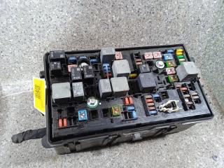 блок предохранителей Chevrolet Cruze 1 поколение (2009 - 2012), 1.6 л., бензин, 13222782, 13255300