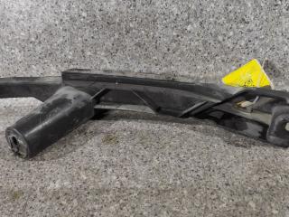 Крепление бампера переднего Volkswagen Golf 5 поколение (2003 - 2009), 1K0807889A