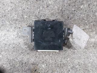 блок управления центральным замком Toyota Prius 2 поколение (2003 - 2011), 8999047023, 2325000320