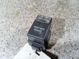 реле (прочие) Chrysler Voyager 3 поколение (1995 - 2001), 2.5 л., TD, VM44B, дизель, 4687469, 95425