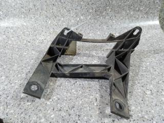 крепление фары правой Volkswagen Transporter T5 (2003 - 2009), 1301329422