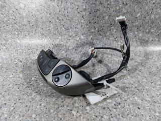 кнопки управления на руле Toyota Prius 2 поколение (2003 - 2011)