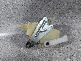 активатор замка багажника Toyota Yaris XP9 [рестайлинг] (2009 - 2012), хетчбэк 5 дв.