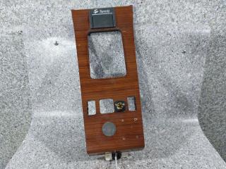 накладка на торпедо (консоль) Mercedes-Benz E-Класс W124 [рестайлинг] (1987 - 1993), 1246830700, 1248210271