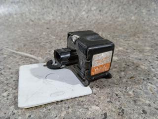 датчик удара Toyota Prius 2 поколение (2003 - 2011), 1.5 л., i, гибрид, 187600-5720, G4845-47020