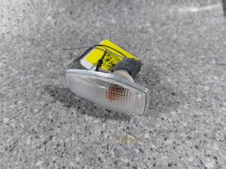 повторитель поворота на крыле левый Hyundai i10 1 поколение (2007 - 2009)