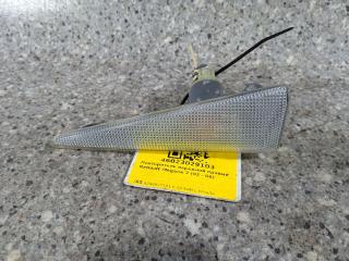 повторитель поворота на крыле правый Renault Megane 2 поколение (2002 - 2006), 8200027151