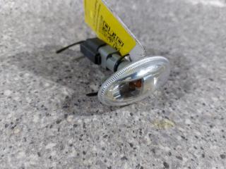 повторитель поворота на крыле правый Peugeot 307 1 поколение [рестайлинг] (2005 - 2008)