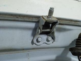 петля крышки багажника Hyundai i10 1 поколение (2007 - 2009)