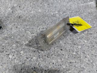 подсветка номера Chrysler Voyager 4 поколение (2001 - 2004)