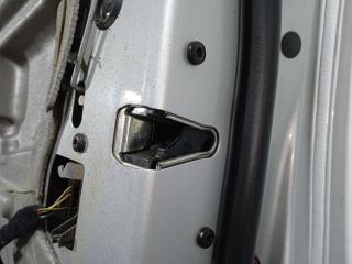 замок двери передней правой BMW 5 серия E60/E61 (2002 - 2007)