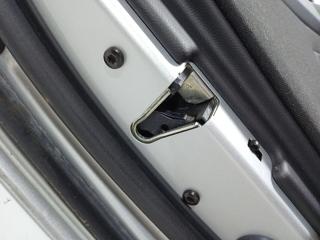 замок двери задней левой BMW 5 серия E60/E61 (2002 - 2007)