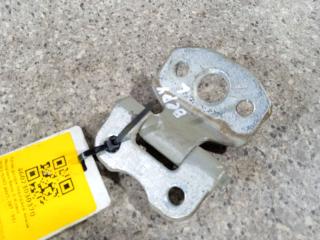 петля двери Mercedes-Benz C-Класс W202/S202 [рестайлинг] (1997 - 2001)