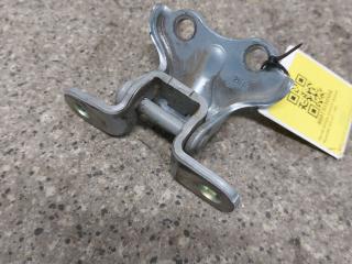 петля двери Hyundai i10 1 поколение (2007 - 2009), хетчбэк 5 дв.