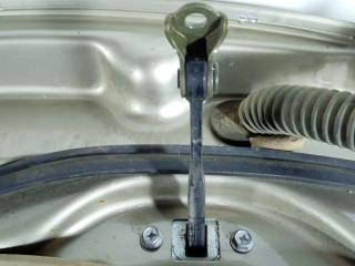 ограничитель открывания двери Suzuki Liana 1 поколение (2001 - 2004), хетчбэк 5 дв.