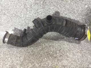 патрубок (трубопровод, шланг) Renault Sandero 2 поколение (2013 - 2018), 0.9 л., TCE, H4B 408, бензин, 165764382R