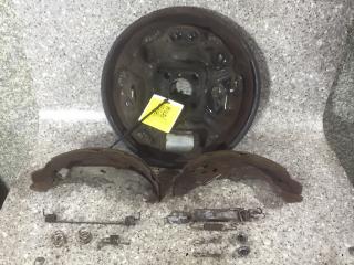 защитный кожух тормозного механизма Dacia Sandero 2 поколение [рестайлинг] (2017 - 2025), 0.9 л., TCE, бензин