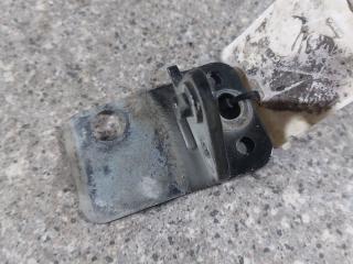 петля двери Volkswagen Touareg 1 поколение (2002 - 2007)