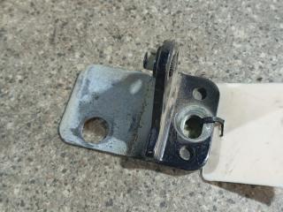 петля двери Volkswagen Touareg 1 поколение (2002 - 2007)