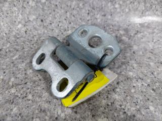 петля двери Mercedes-Benz E-Класс W210/S210 (1995 - 1999)