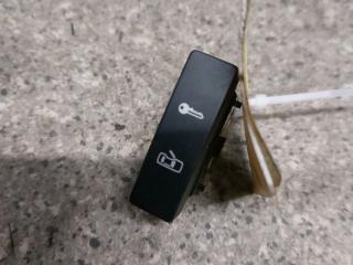 кнопка центрального замка Volkswagen Touareg 1 поколение (2002 - 2007)