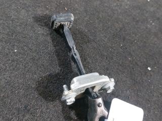 ограничитель открывания двери Honda FR-V 1 поколение (2004 - 2009)