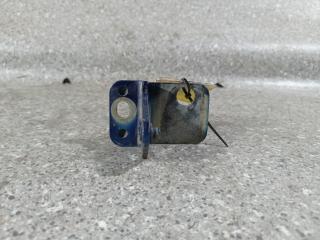 петля двери Volkswagen Passat B5 [рестайлинг] (2000 - 2005)