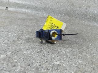 петля двери Volkswagen Passat B5 [рестайлинг] (2000 - 2005)