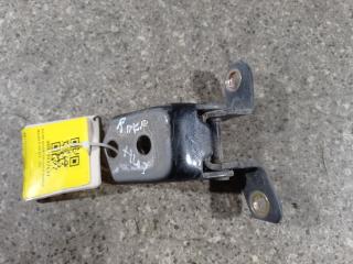 петля двери Mazda 6 GG (2002 - 2005)