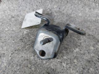 петля двери Mazda 6 GG (2002 - 2005)