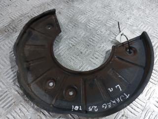 защитный кожух тормозного механизма Volkswagen Touareg 1 поколение (2002 - 2007), 2.5 л., дизель, 7L6615311