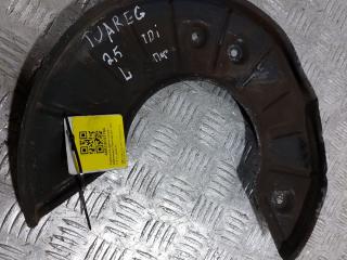 защитный кожух тормозного механизма Volkswagen Touareg 1 поколение (2002 - 2007), 2.5 л., дизель, 7L6615311